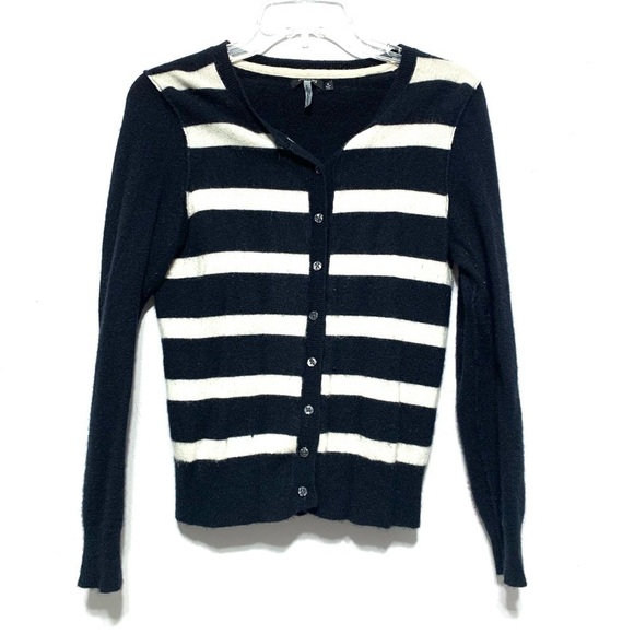 Apt. 9 Cashmere Black & White Stripe Long Sleeve Button Up Cardigan size Medium - Picture 1 of 8